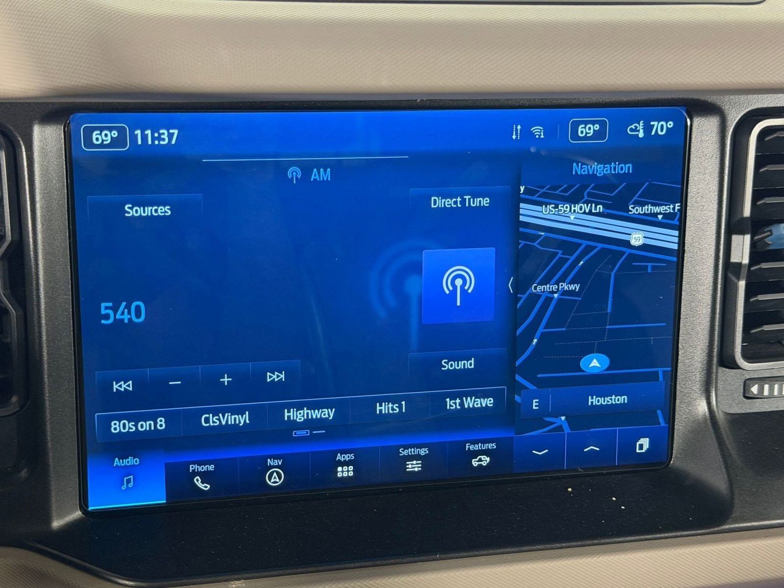 Used 2022 Ford Bronco Wildtrak image 25