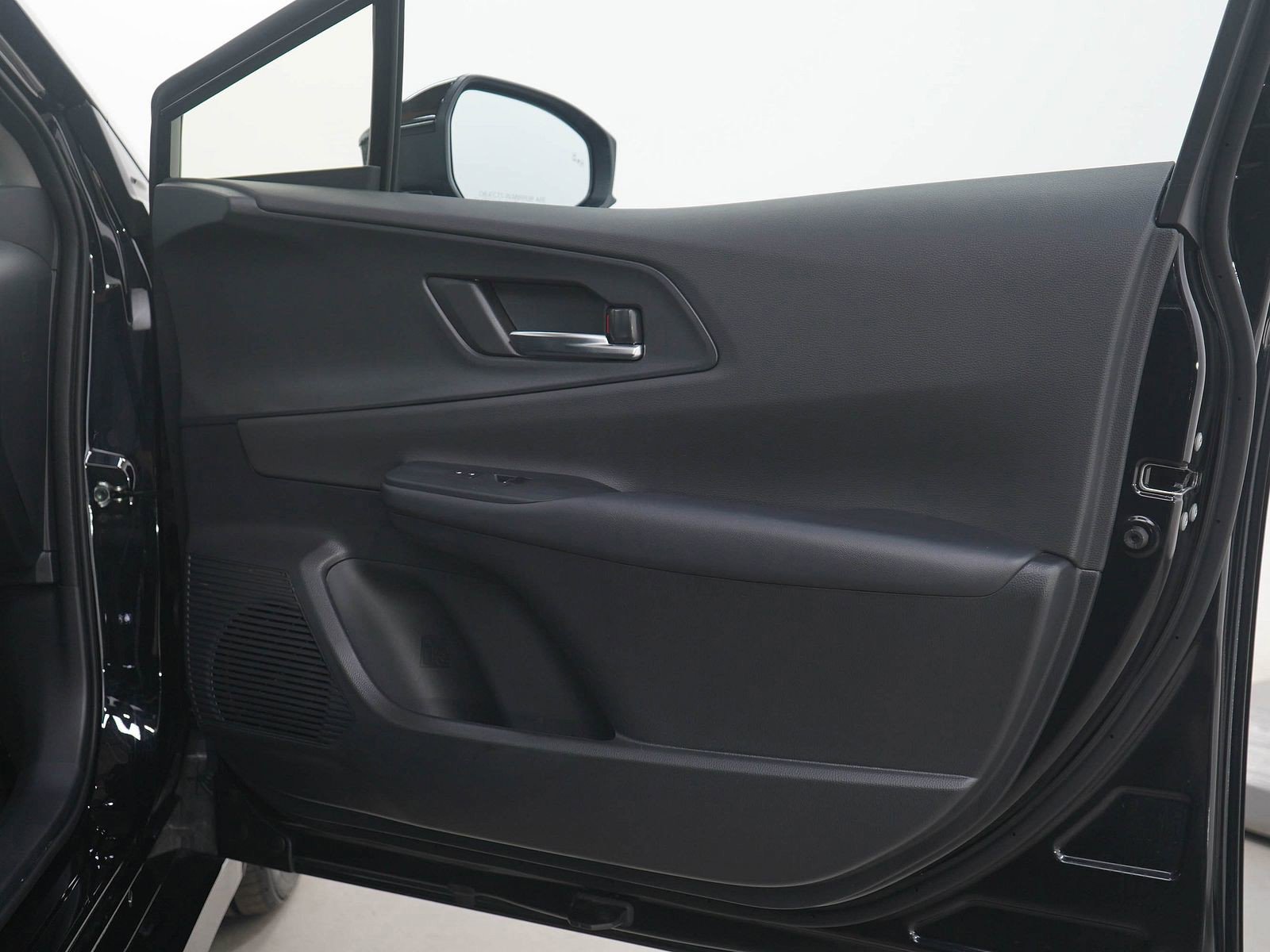 Used 2026 Toyota Prius Plug-In Hybrid w/ Limited Premium Package image 9