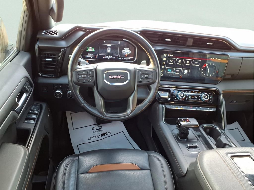 Certified 2022 GMC Sierra 1500 AT4 w/ AT4 Premium Package image 4