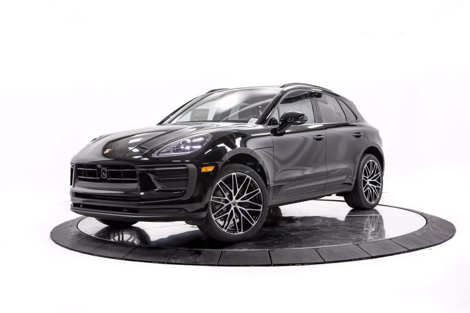 Certified 2026 Porsche Macan AWD/4WD video 1