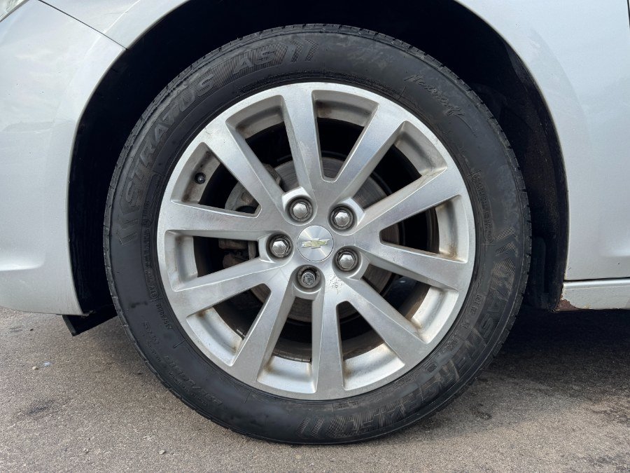 Used 2013 Chevrolet Malibu LTZ FWD image 13