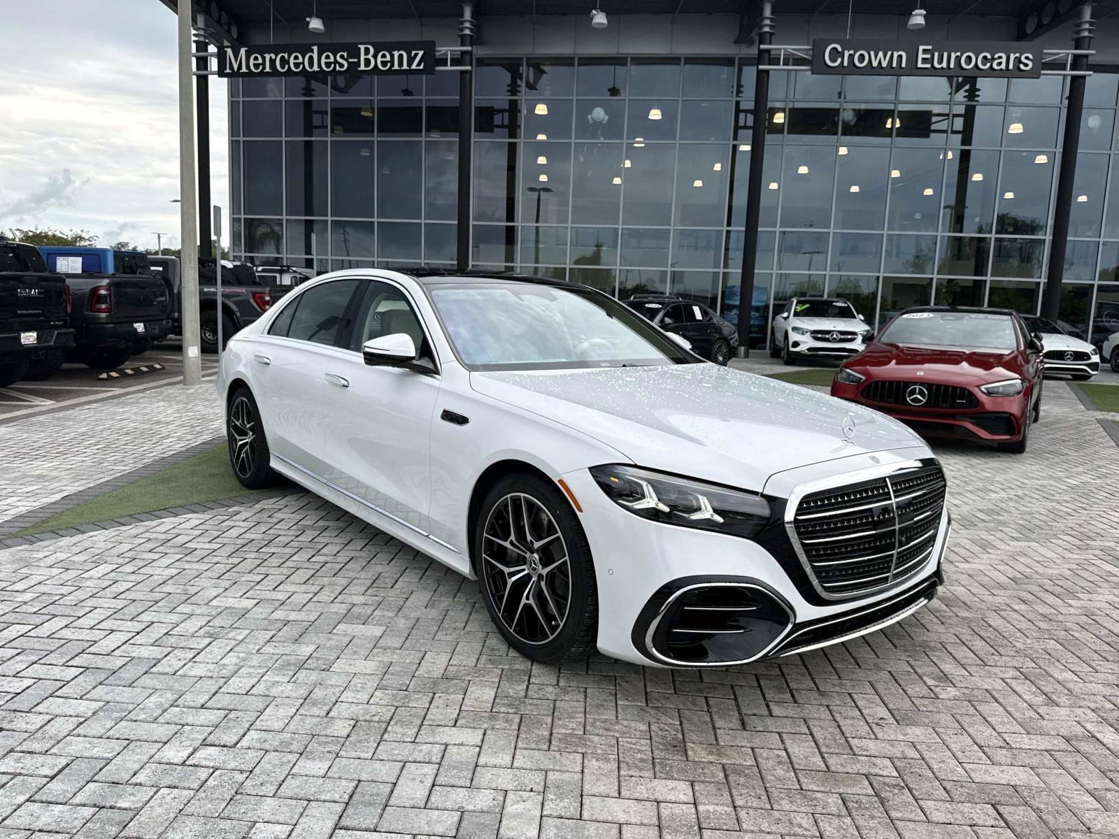 New 2027 Mercedes-Benz S 580 4MATIC Sedan image 7
