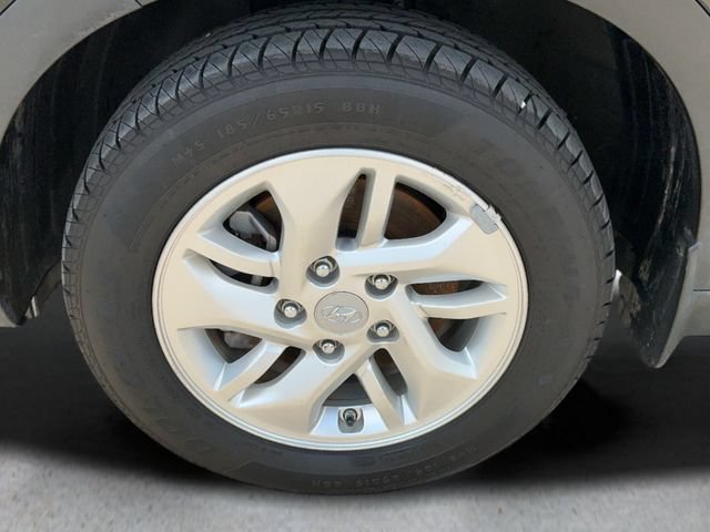 Used 2020 Hyundai Venue SEL w/ Convenience Package FWD image 9