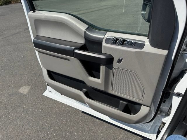 Used 2017 Ford F350 XL w/ Power Equipment Group RWD image 20