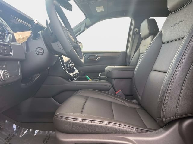 New 2026 GMC Yukon XL Denali w/ Sun & Power Step Package AWD/4WD image 17