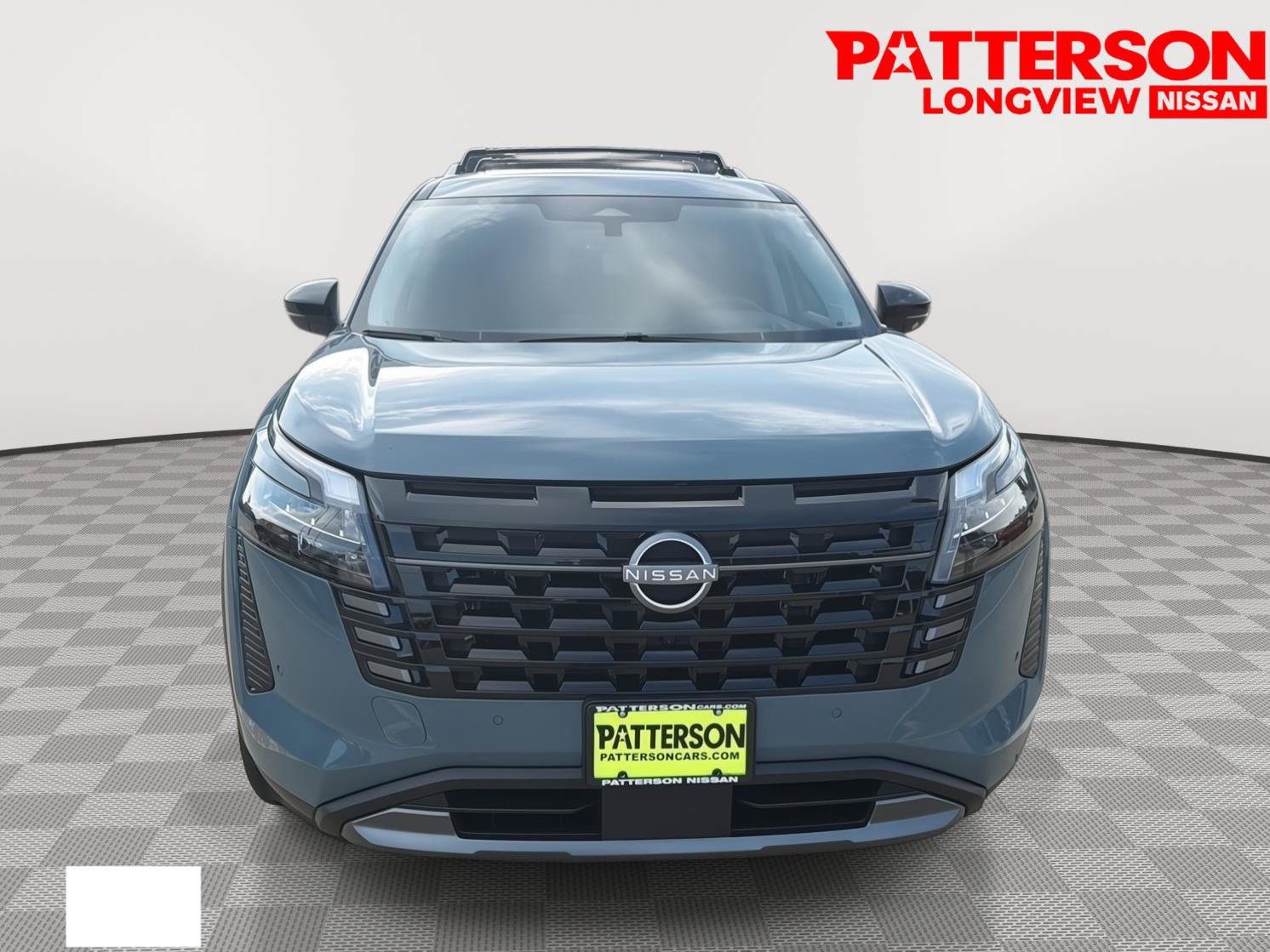 Used 2026 Nissan Pathfinder Platinum FWD image 2