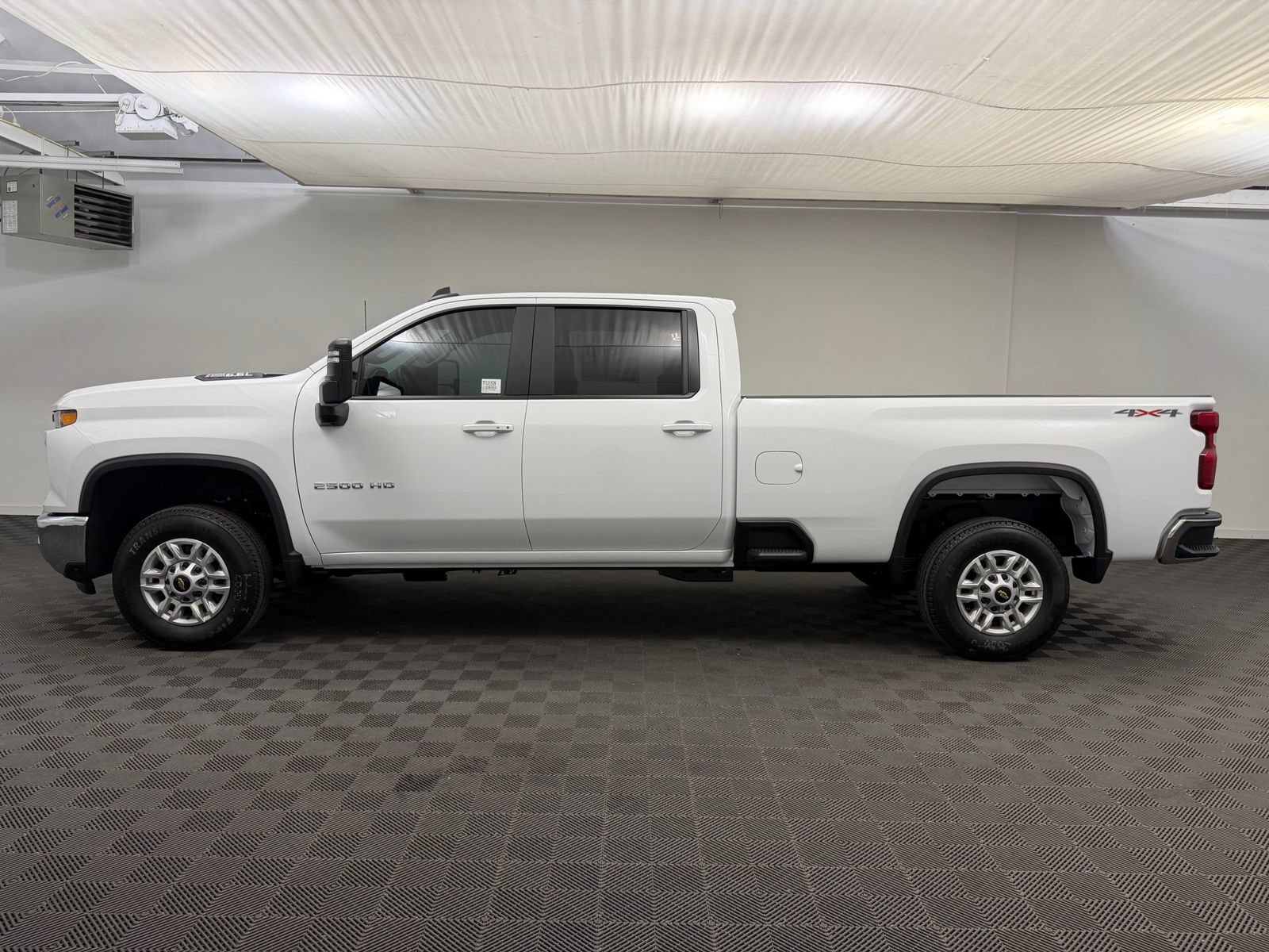 New 2026 Chevrolet Silverado 2500 LT w/ All Star Edition AWD/4WD image 2