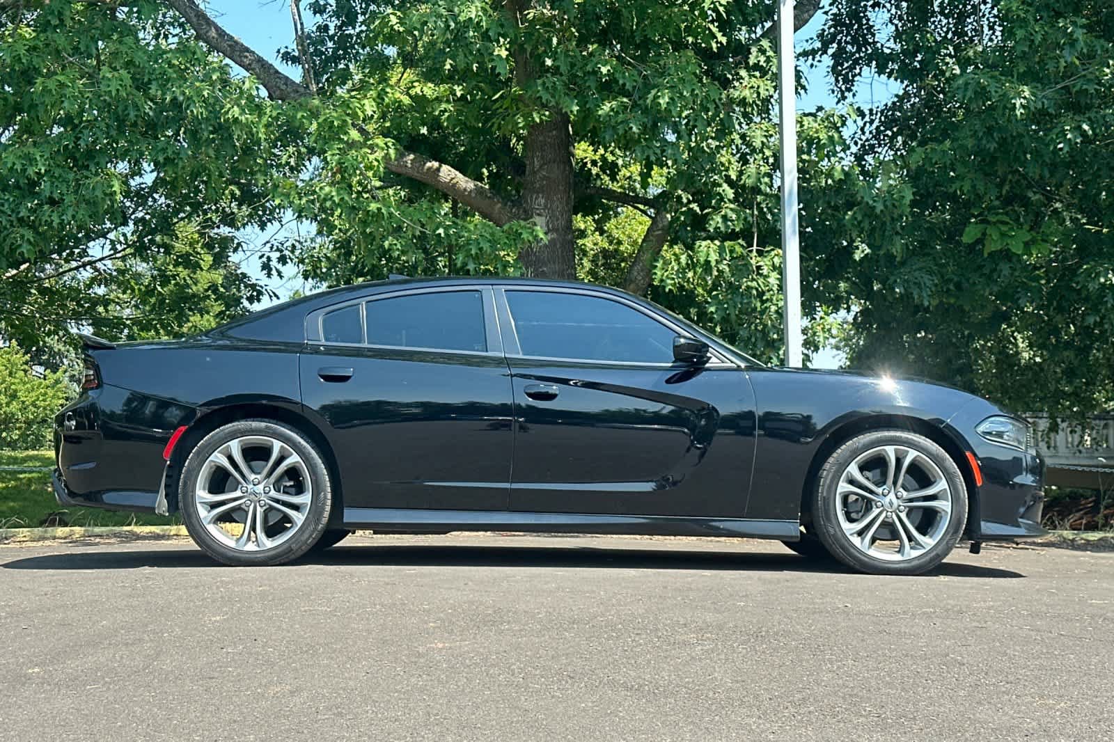 Used 2020 Dodge Charger GT w/ Plus Group RWD image 8
