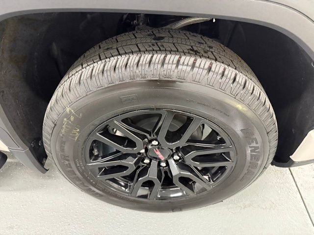 New 2026 GMC Sierra 1500 Pro w/ Graphite Edition image 4