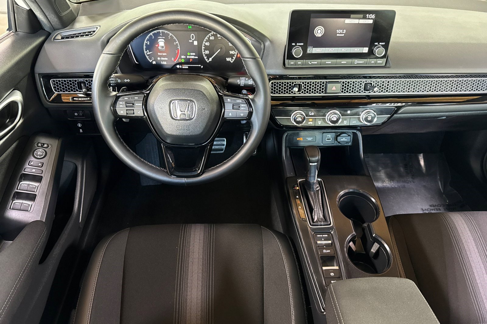 Used 2024 Honda Civic Sport image 28