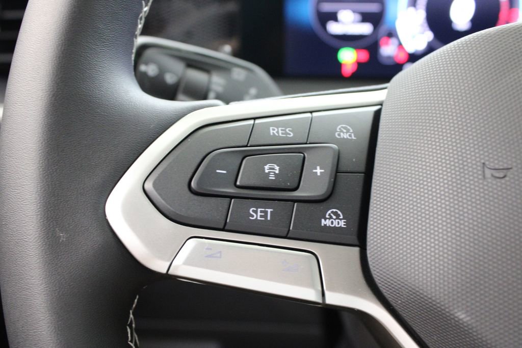 New 2026 Volkswagen Tiguan S FWD image 23