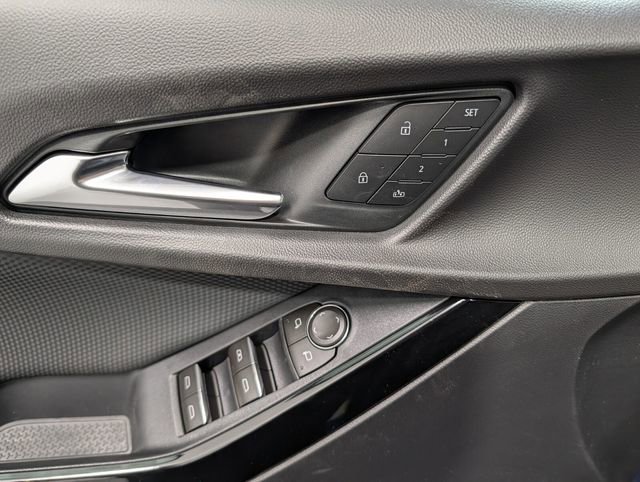 New 2026 Chevrolet Equinox RS AWD/4WD image 17