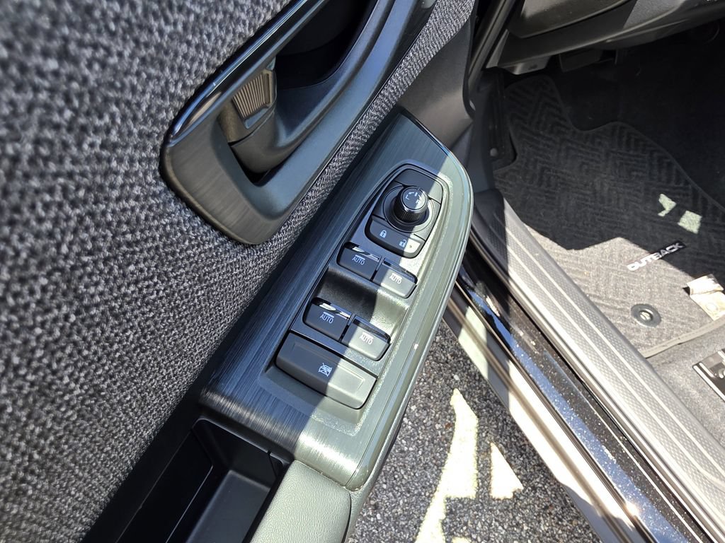 New 2026 Subaru Outback Limited AWD/4WD image 18