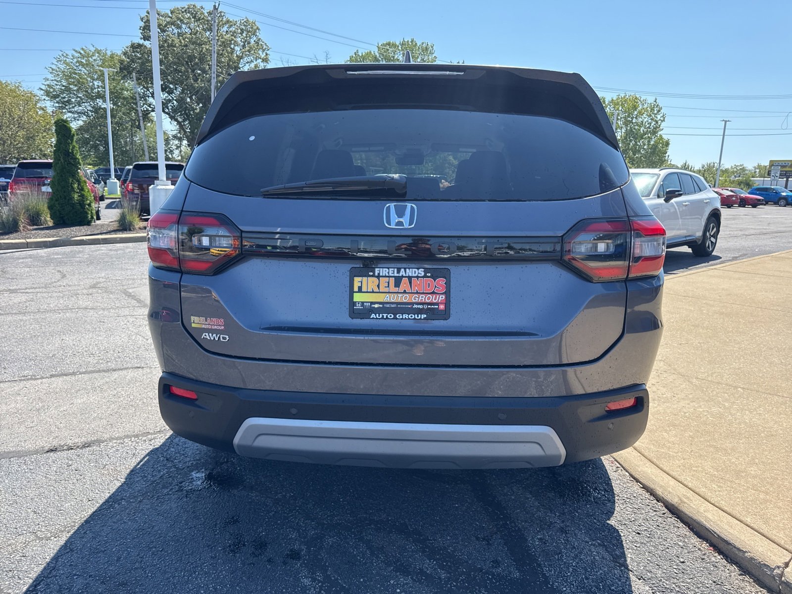 New 2025 Honda Pilot EX-L image 6