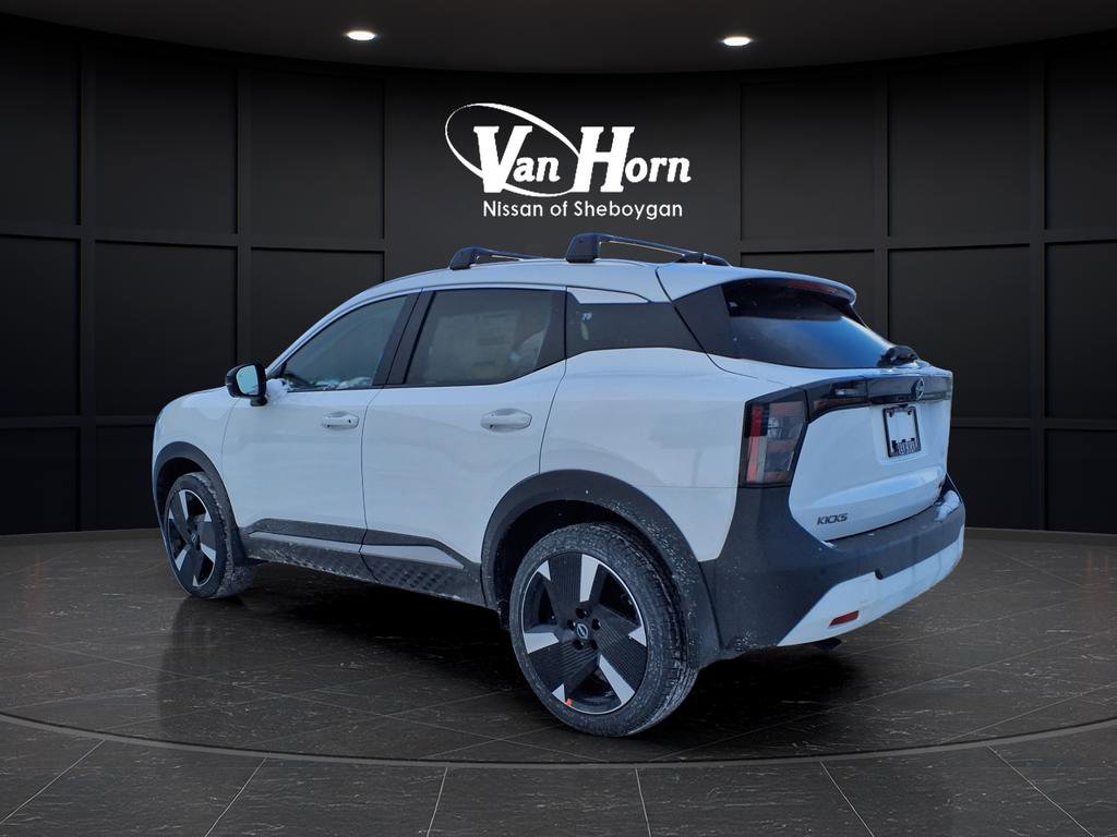 New 2026 Nissan Kicks SR w/ Cold Weather Package image 5