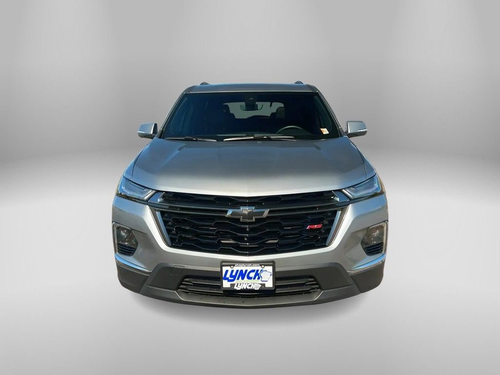 Used 2023 Chevrolet Traverse RS image 8