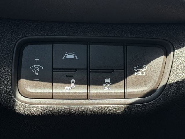 Used 2019 Hyundai Santa Fe Limited FWD image 22