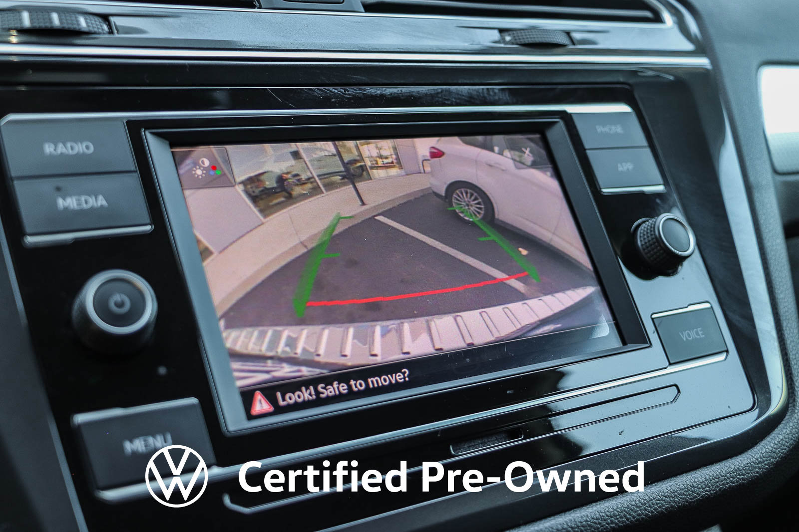 Certified 2023 Volkswagen Tiguan S FWD image 27