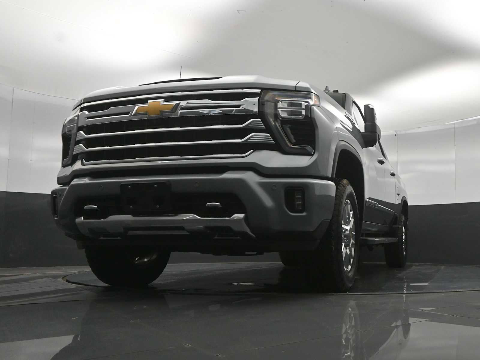 Used 2025 Chevrolet Silverado 2500 High Country w/ Z71 Off-Road Package AWD/4WD image 36
