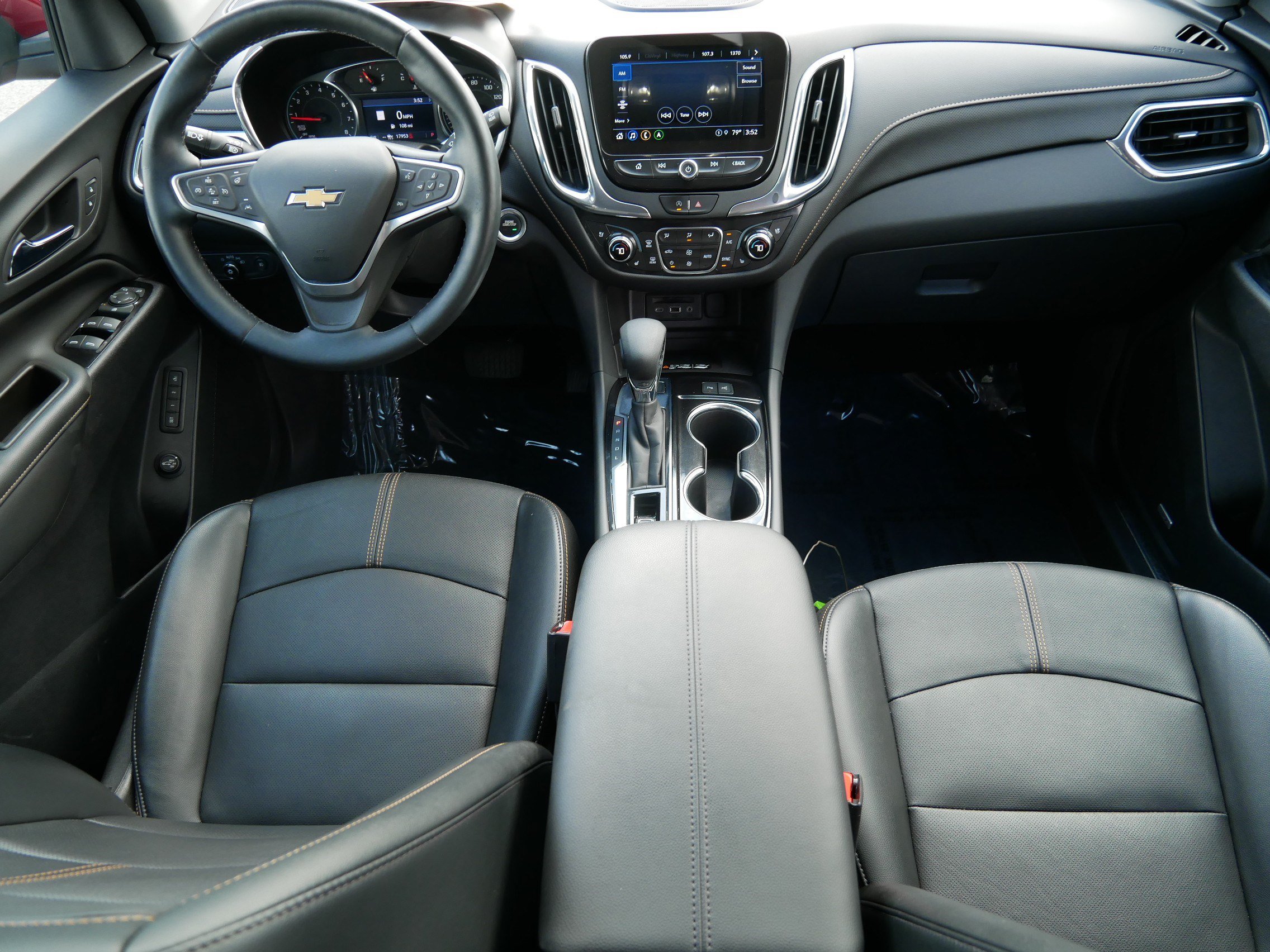 Used 2023 Chevrolet Equinox Premier AWD/4WD image 10