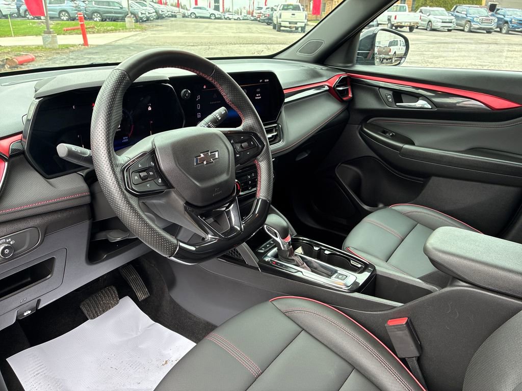 Used 2024 Chevrolet TrailBlazer RS image 15