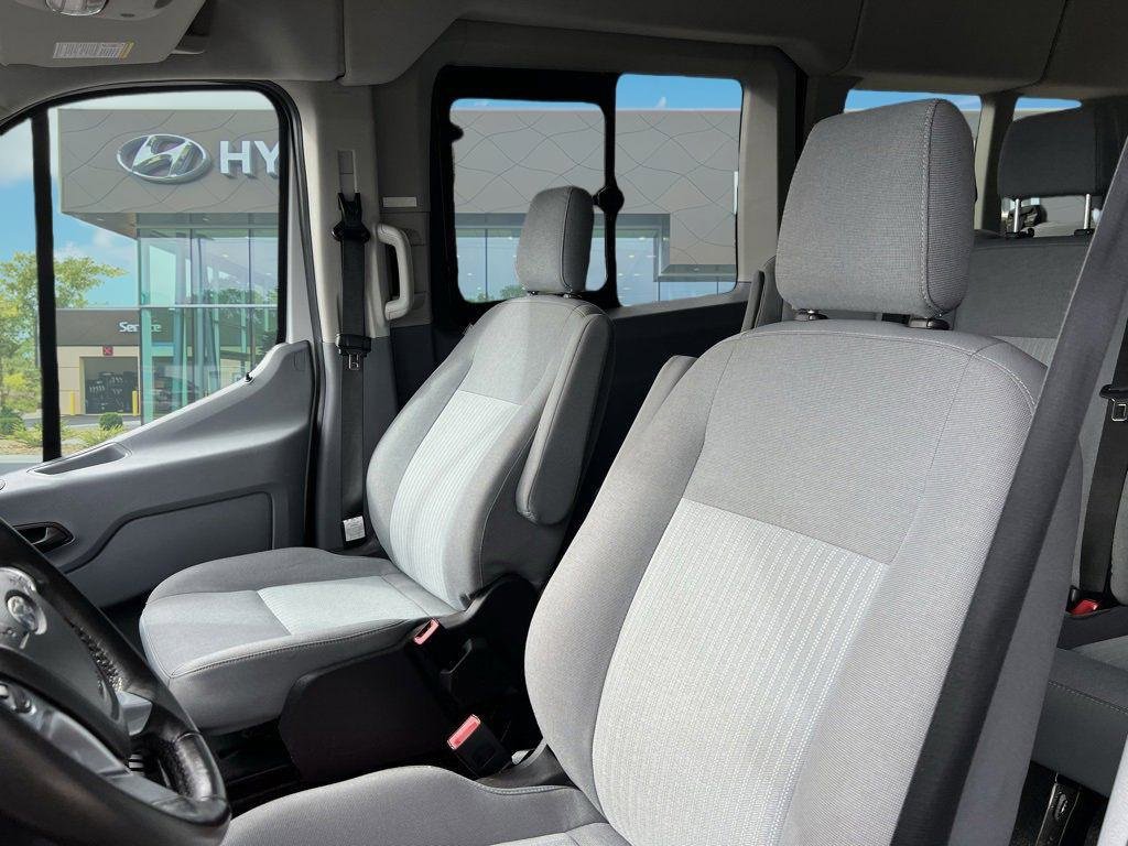 Used 2019 Ford Transit 350 XLT image 14