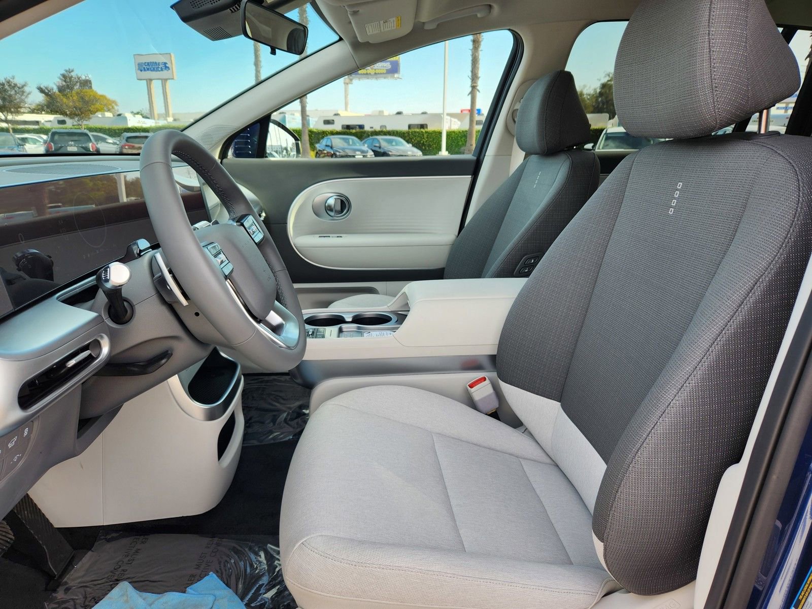 New 2026 Hyundai Ioniq 9 SE AWD/4WD image 15