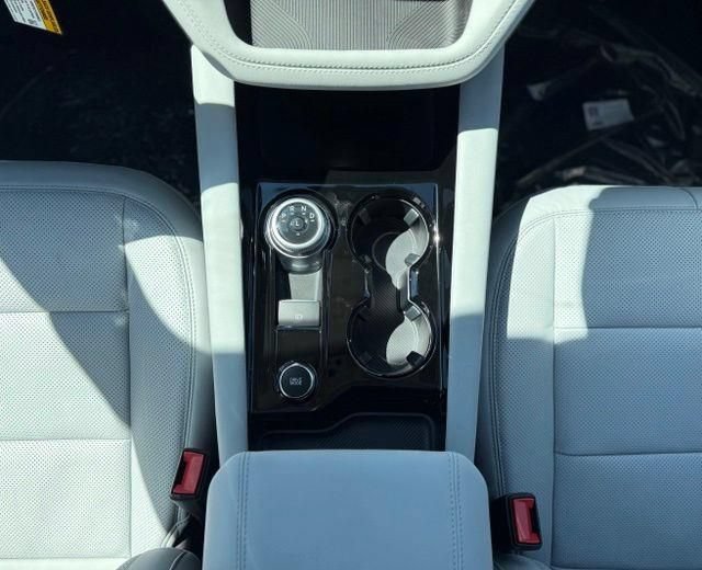 New 2026 Ford Explorer Platinum w/ LUX Leather Package AWD/4WD image 27