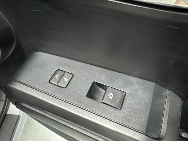 Used 2019 Toyota Tacoma TRD Off-Road w/ Technology Package AWD/4WD image 27