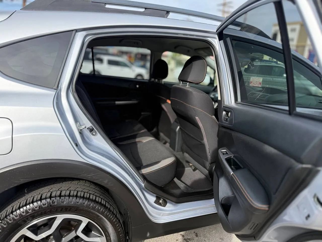 Used 2017 Subaru Crosstrek 2.0i Premium AWD/4WD image 29