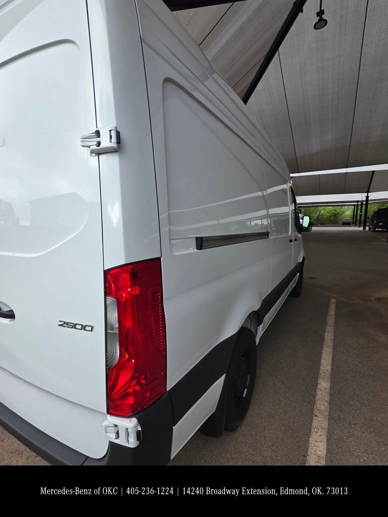 New 2026 Mercedes-Benz Sprinter 2500 image 3