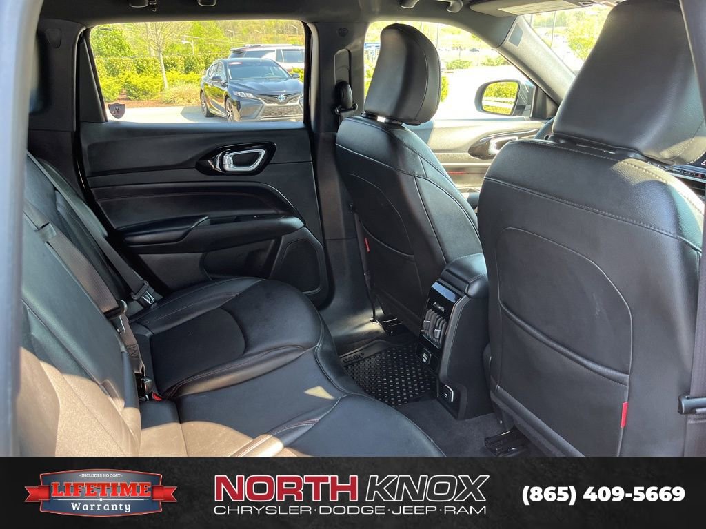 Used 2024 Jeep Compass Trailhawk AWD/4WD image 23