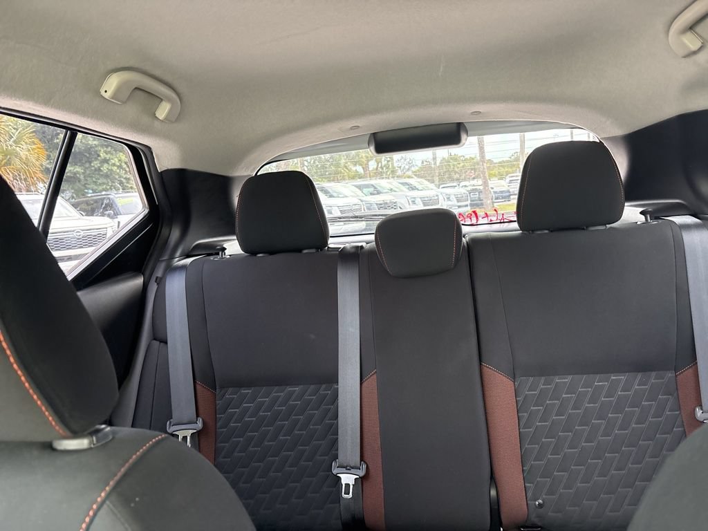 Certified 2021 Nissan Kicks SR FWD image 8