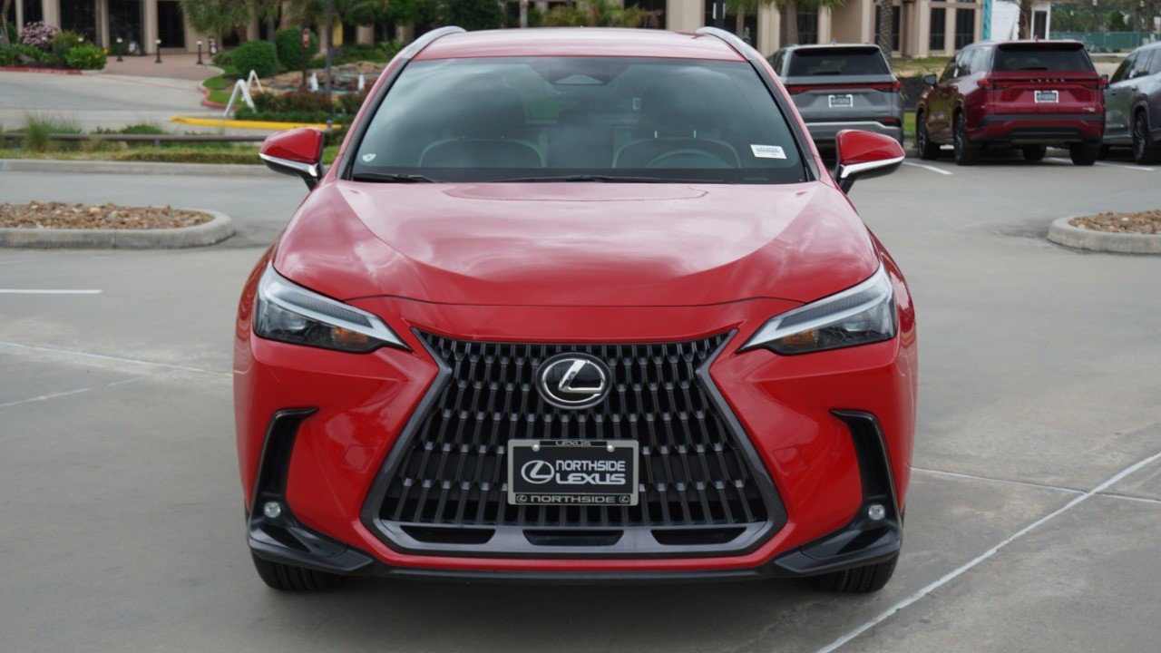 Certified 2023 Lexus NX 250 FWD w/ Towing Package (2000 Lbs) image 2