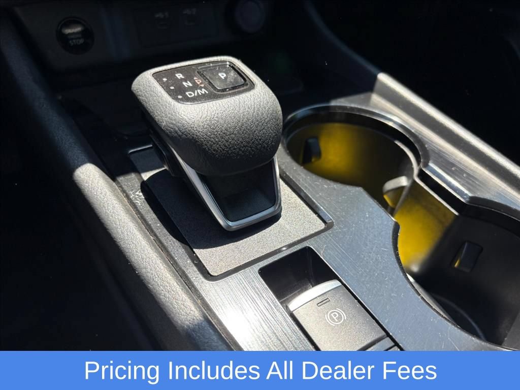 Used 2024 Nissan Rogue S AWD/4WD image 25