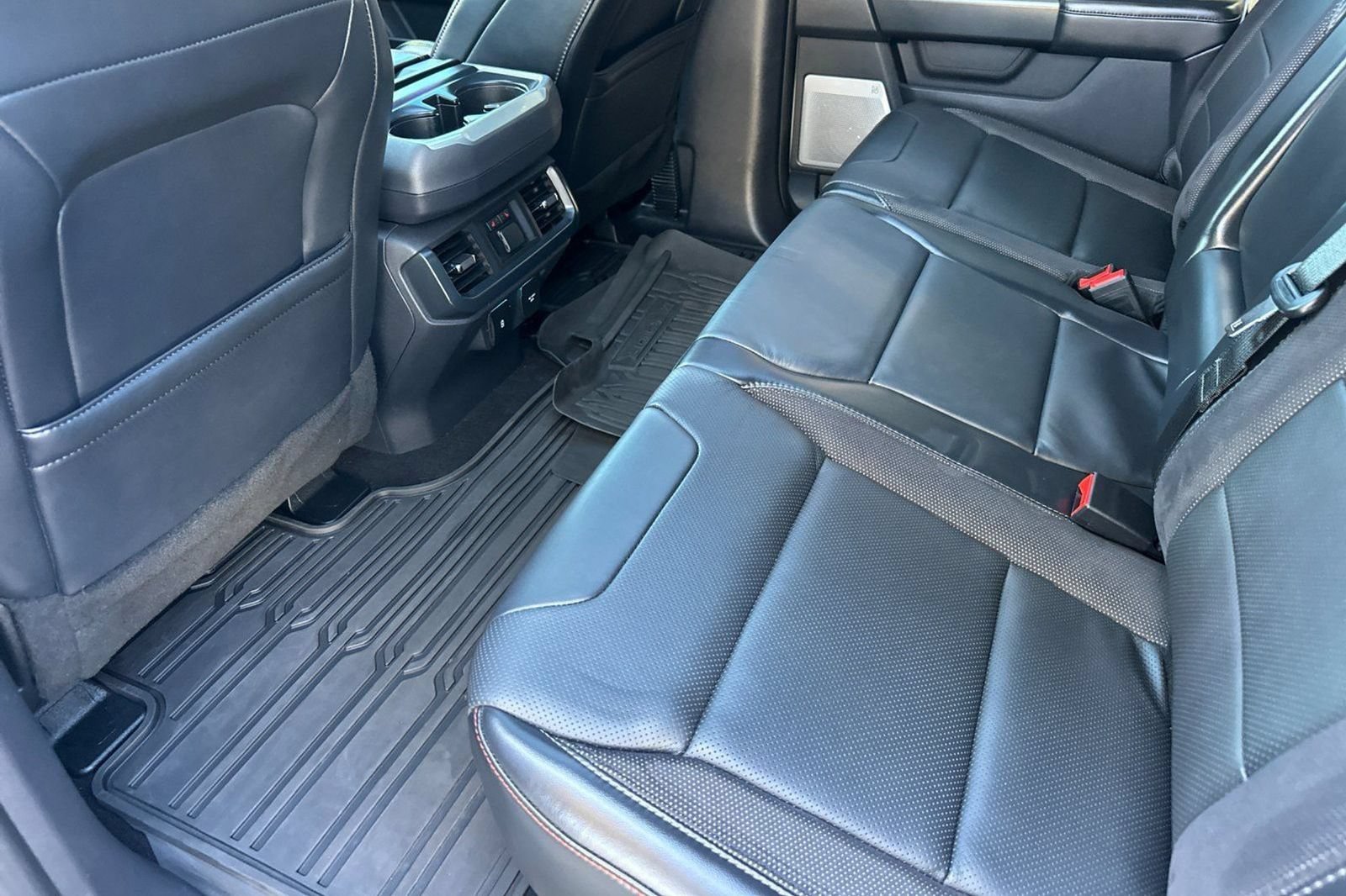 Used 2024 Ford F150 Raptor AWD/4WD image 14