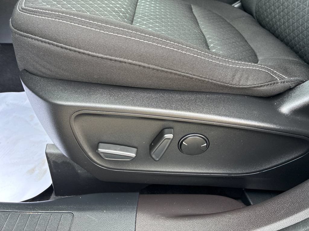 Used 2023 Ford Escape Active AWD/4WD image 11