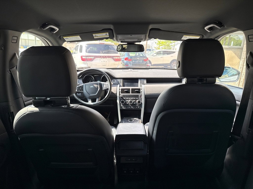 Used 2019 Land Rover Discovery Sport SE image 20