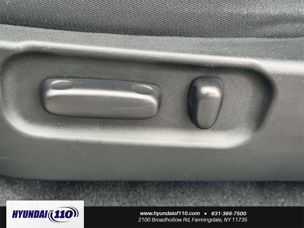 Used 2023 Toyota Tacoma TRD Off-Road image 19