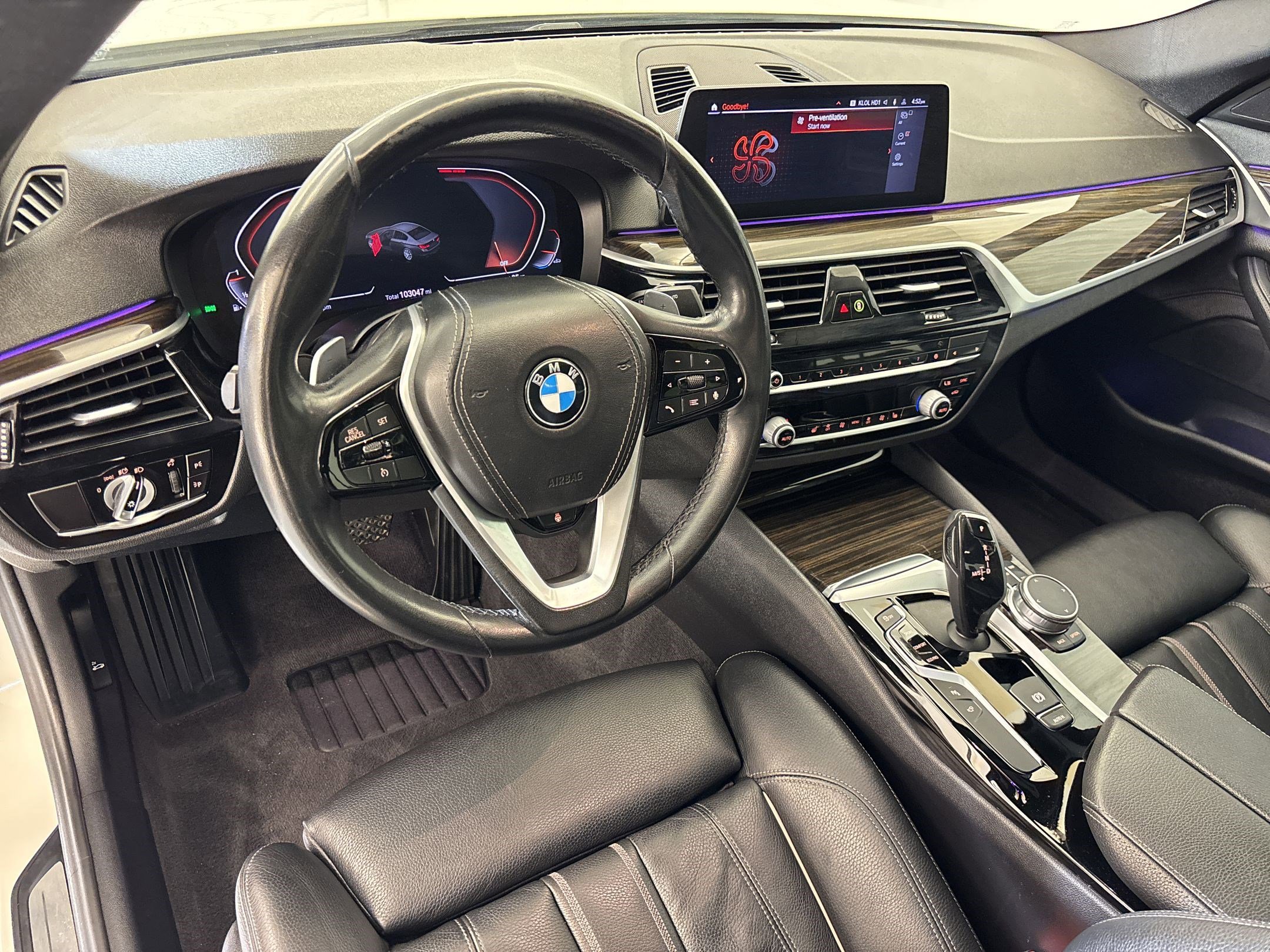 Used 2020 BMW 540i w/ Convenience Package RWD image 4