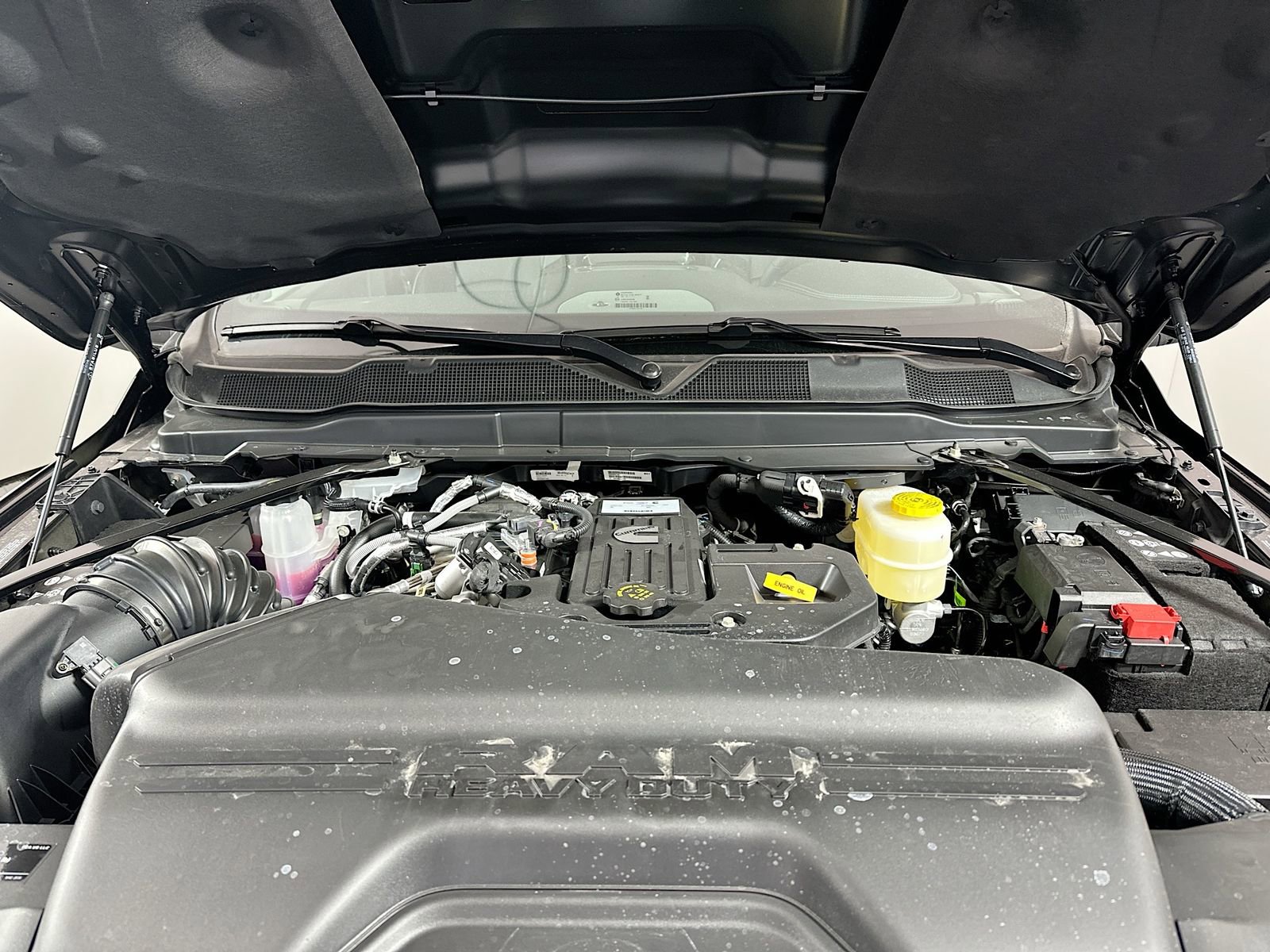 New 2026 RAM 2500 Laramie AWD/4WD image 8
