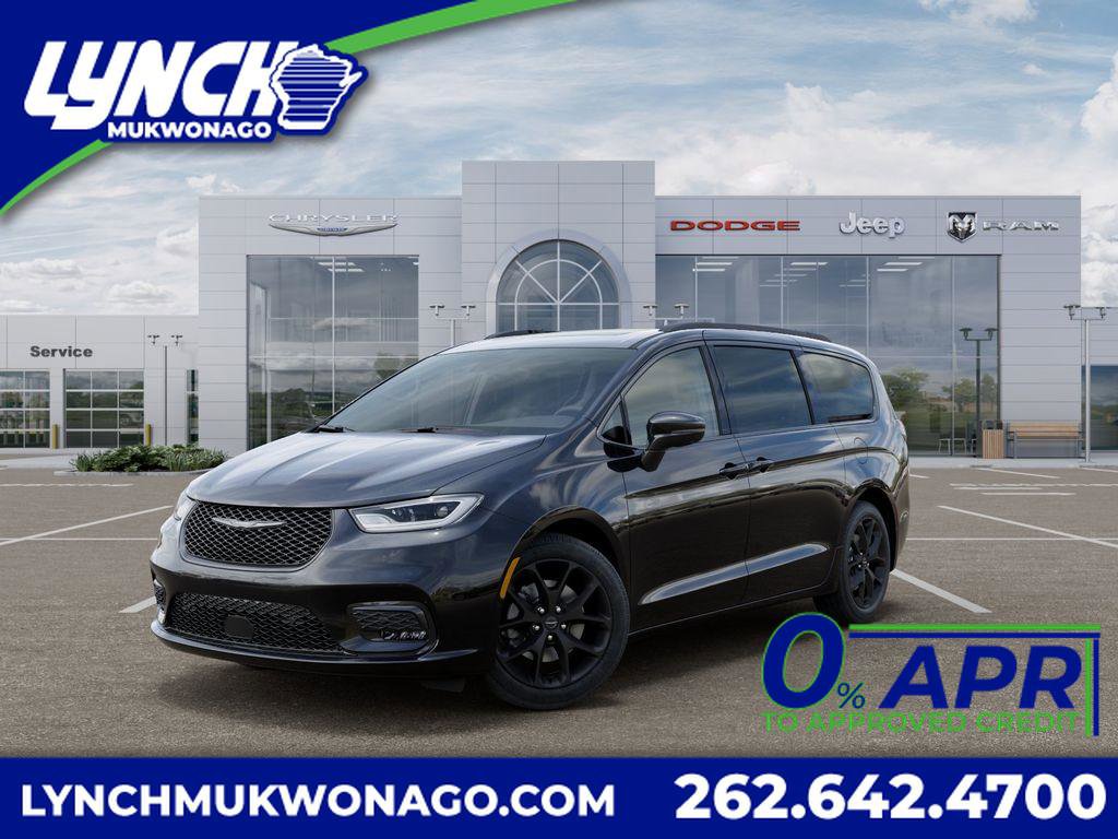 New 2026 Chrysler Pacifica Limited w/ Uconnect Theater Family Group AWD/4WD image 1