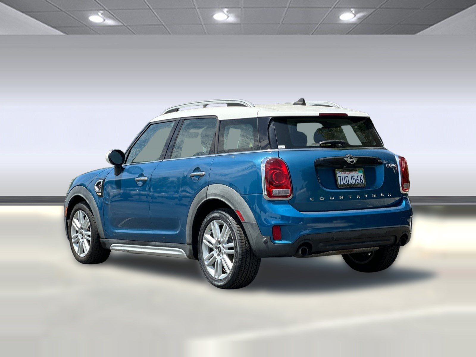 Used 2017 MINI Cooper Countryman S FWD image 3