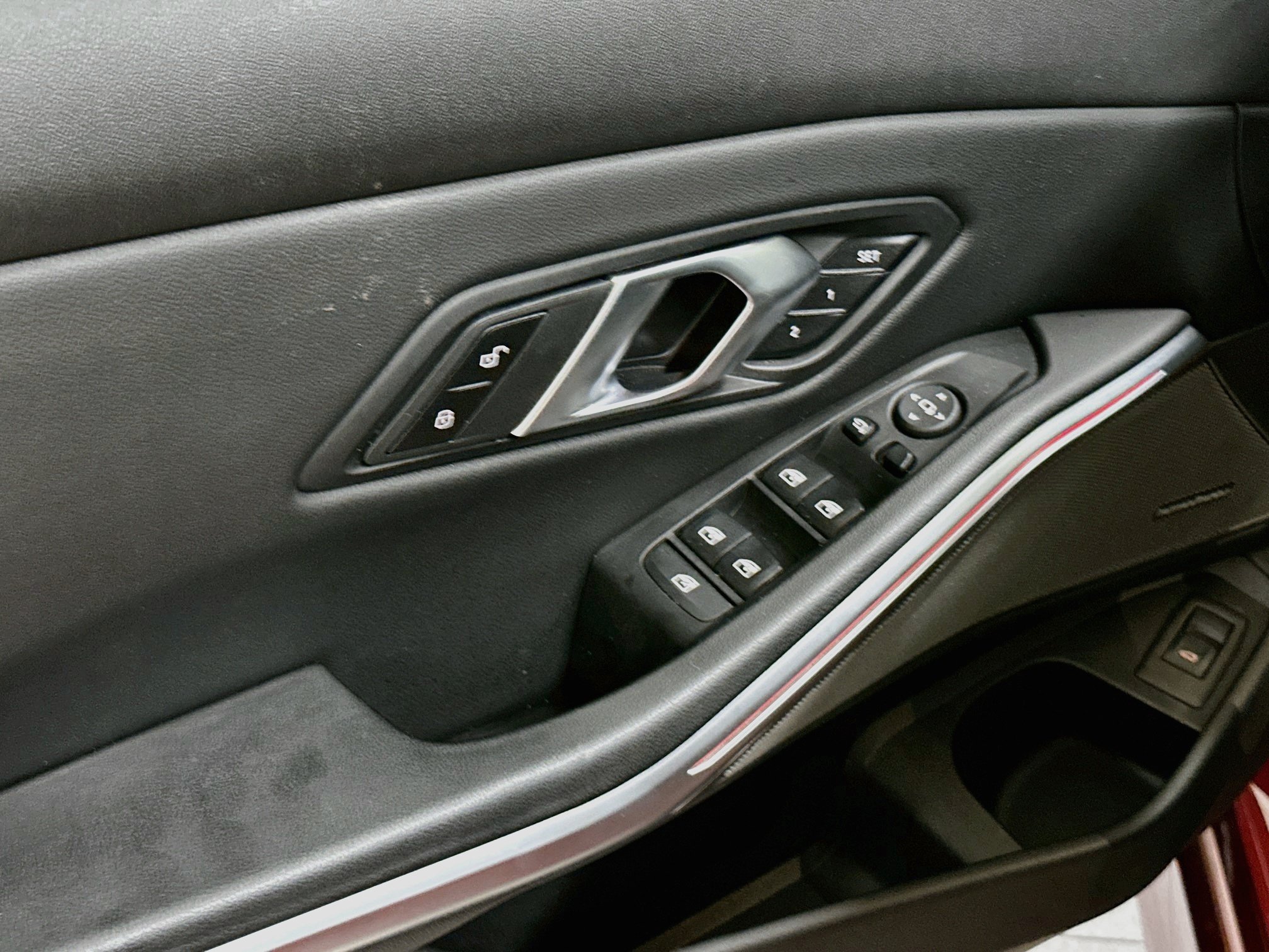 Used 2025 BMW M340i RWD image 18