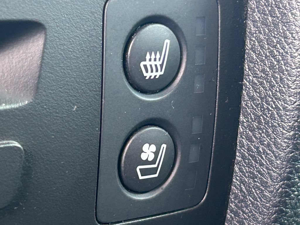 Used 2020 Honda Pilot Elite image 16