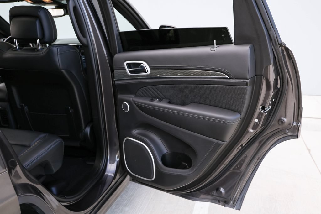Used 2020 Jeep Grand Cherokee SRT AWD/4WD image 25