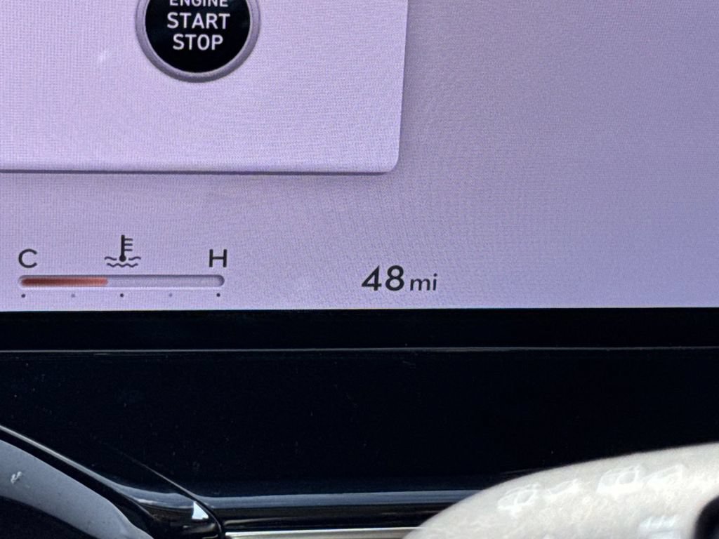 New 2025 Genesis GV80 2.5T Standard AWD/4WD image 29