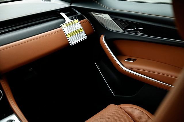 New 2026 Jaguar F-PACE R-Dynamic S AWD/4WD image 39