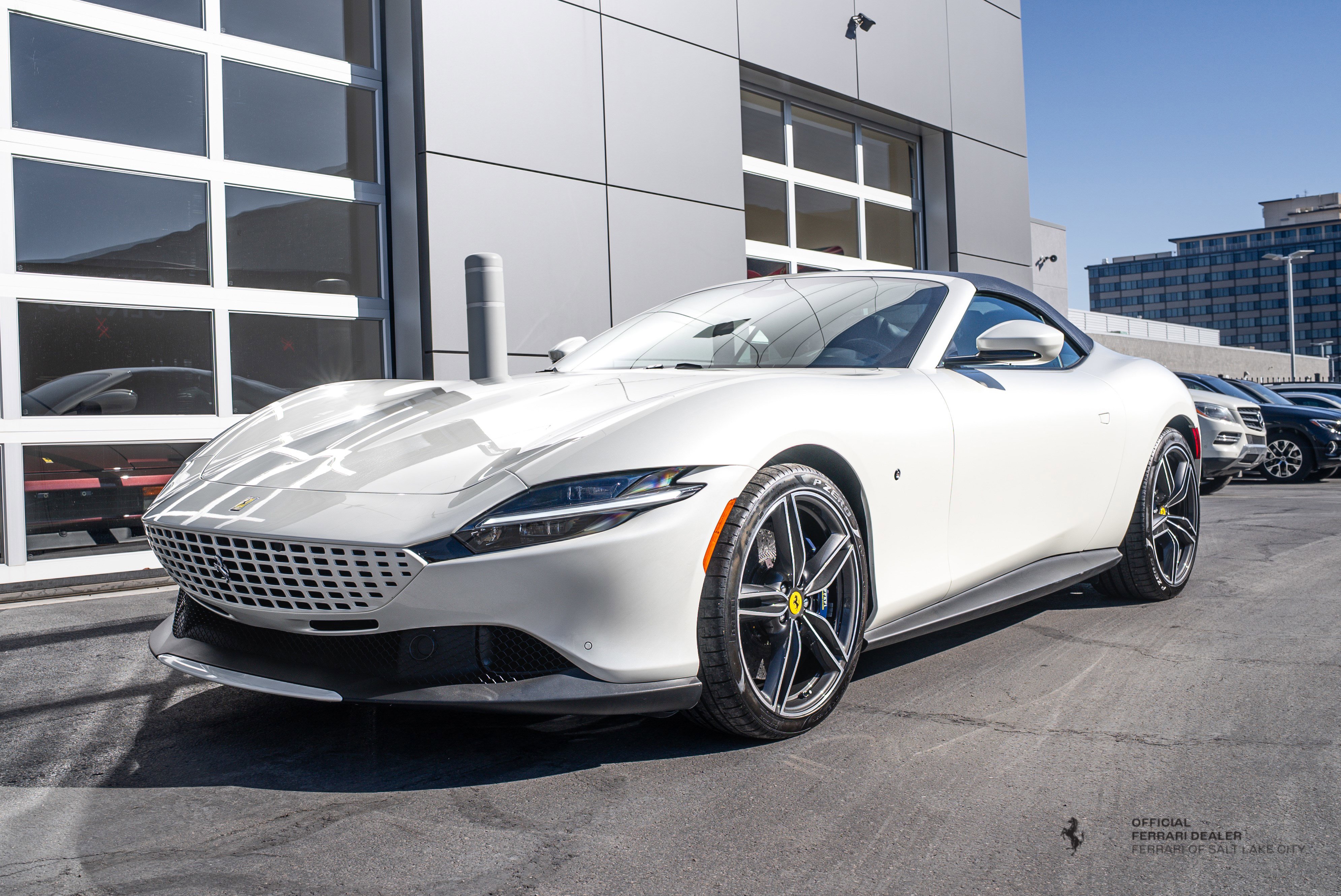 Certified 2025 Ferrari Roma Spider image 1