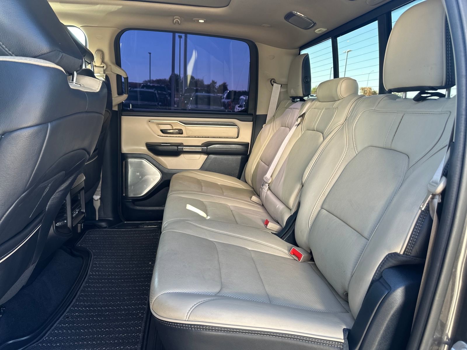 Used 2020 RAM 1500 Limited image 27